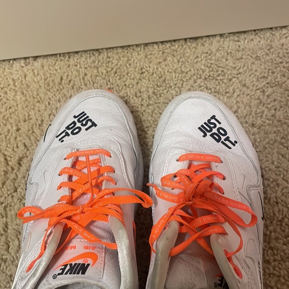 Nike Air Max 1 ‘Just Do It’ Sneakers - Picture 4 of 4